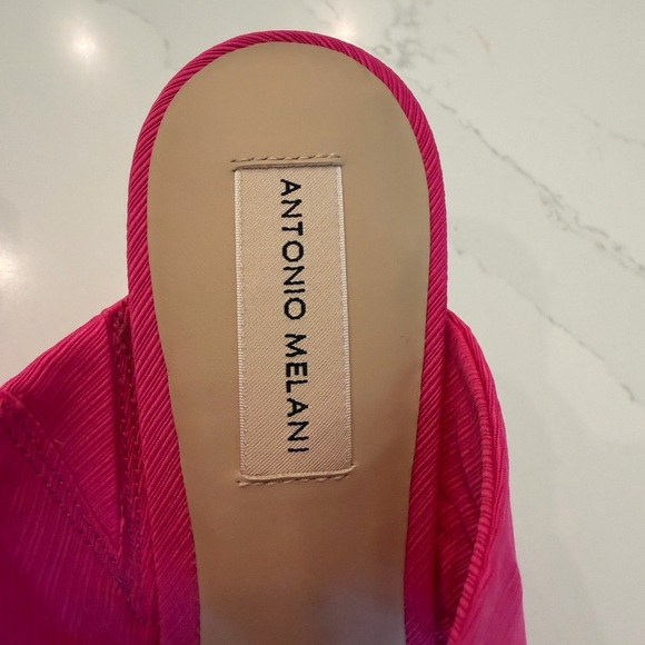 NWOT ANTONIO MELANI Open Toe Bow Mule Heels - Picture 4 of 8